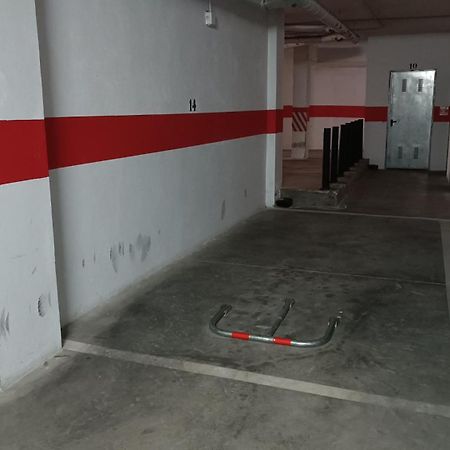 Sherryflat Paralejo 10 - Parking Jerez de la Frontera Esterno foto