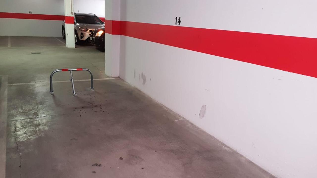 Sherryflat Paralejo 10 - Parking Jerez de la Frontera Esterno foto
